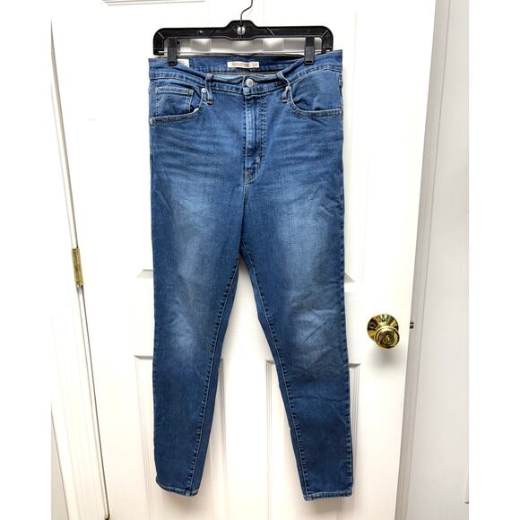 Levi's Jeans, Mile High Super Skinny, Medium Wash, Women's Size 31 - Picture 1 of 7